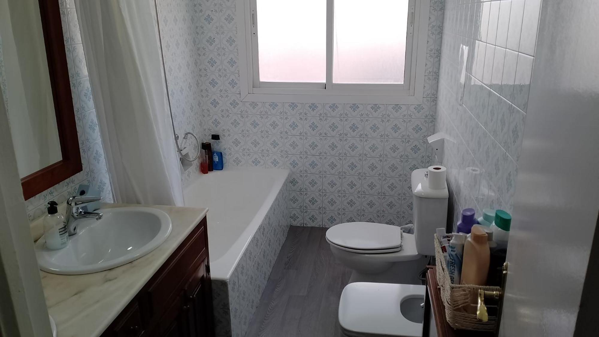 Habitacion Privada Centro Malaga Cerca Tren Maria Zambrano Y Playa Muy Buena Conexion Wifi Esterno foto