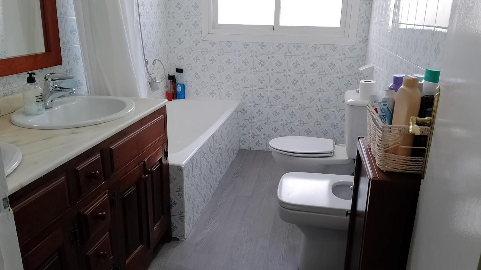 Habitacion Privada Centro Malaga Cerca Tren Maria Zambrano Y Playa Muy Buena Conexion Wifi Esterno foto
