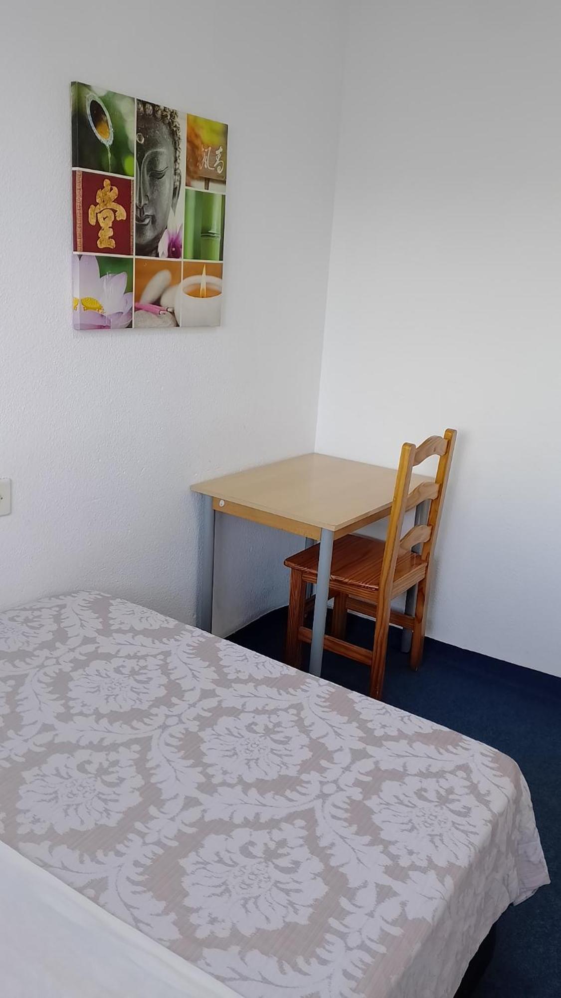 Habitacion Privada Centro Malaga Cerca Tren Maria Zambrano Y Playa Muy Buena Conexion Wifi Esterno foto